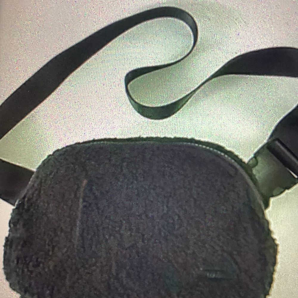 Lole Textured Black Bag Fanny pack